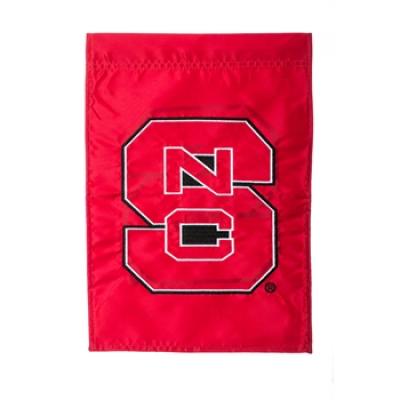 16909 FLAG =12"x18"-NCSU