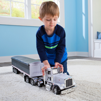 TRUCK PETERBILT 1:16 W/GRAIN TRA