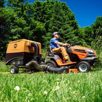 LL27016DEN DR =LEAF & LAWN VAC**